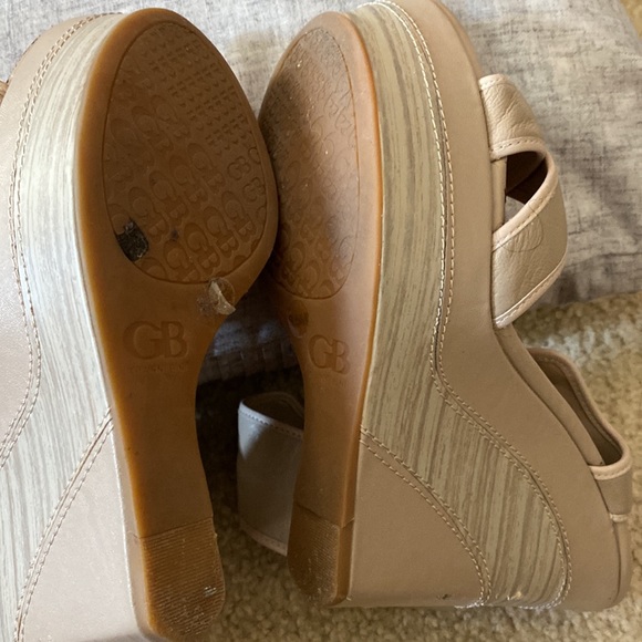 GIANNI BINI TAUPE WEDGED HEELS - Picture 5 of 7